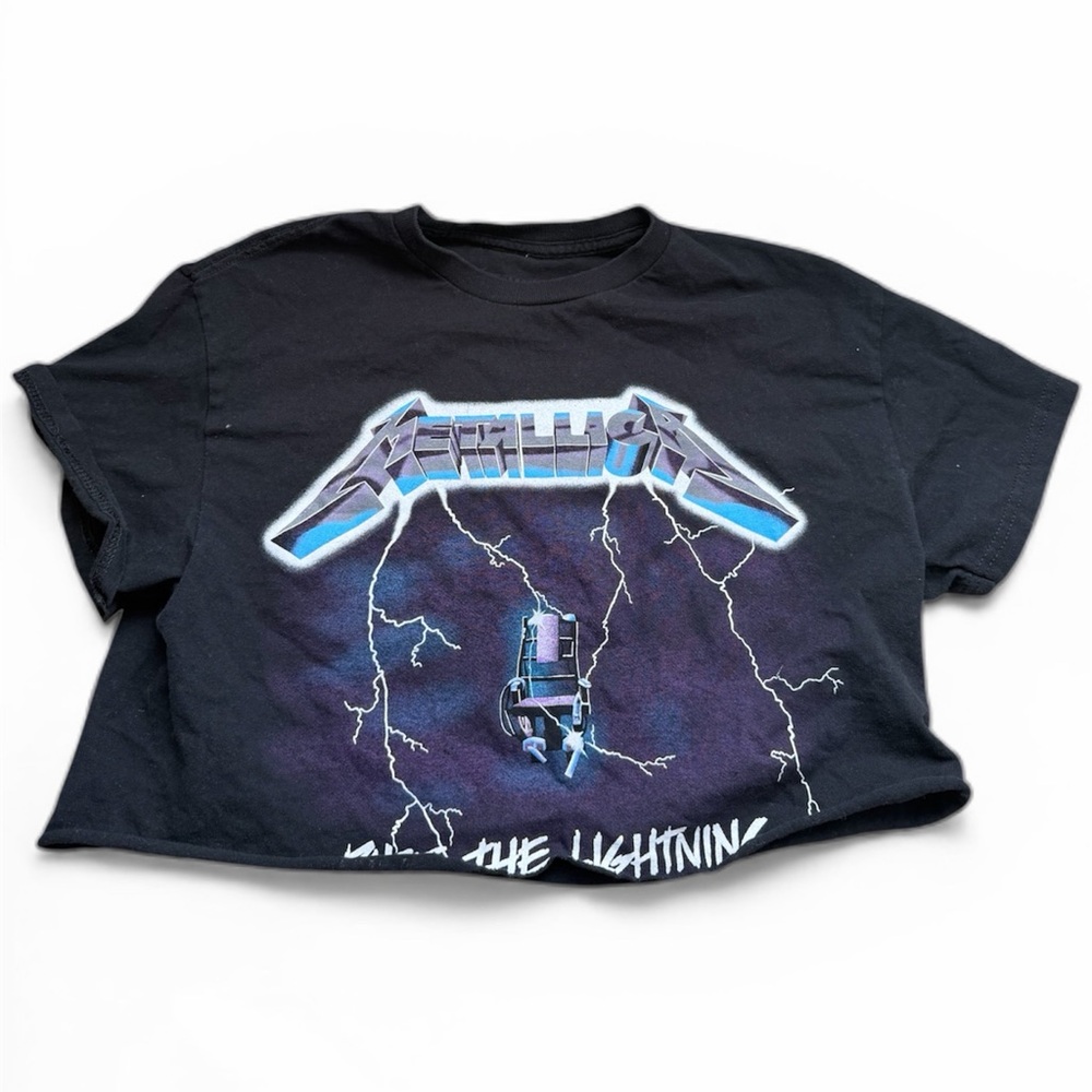 Women’s Cropped Metallica Shirt